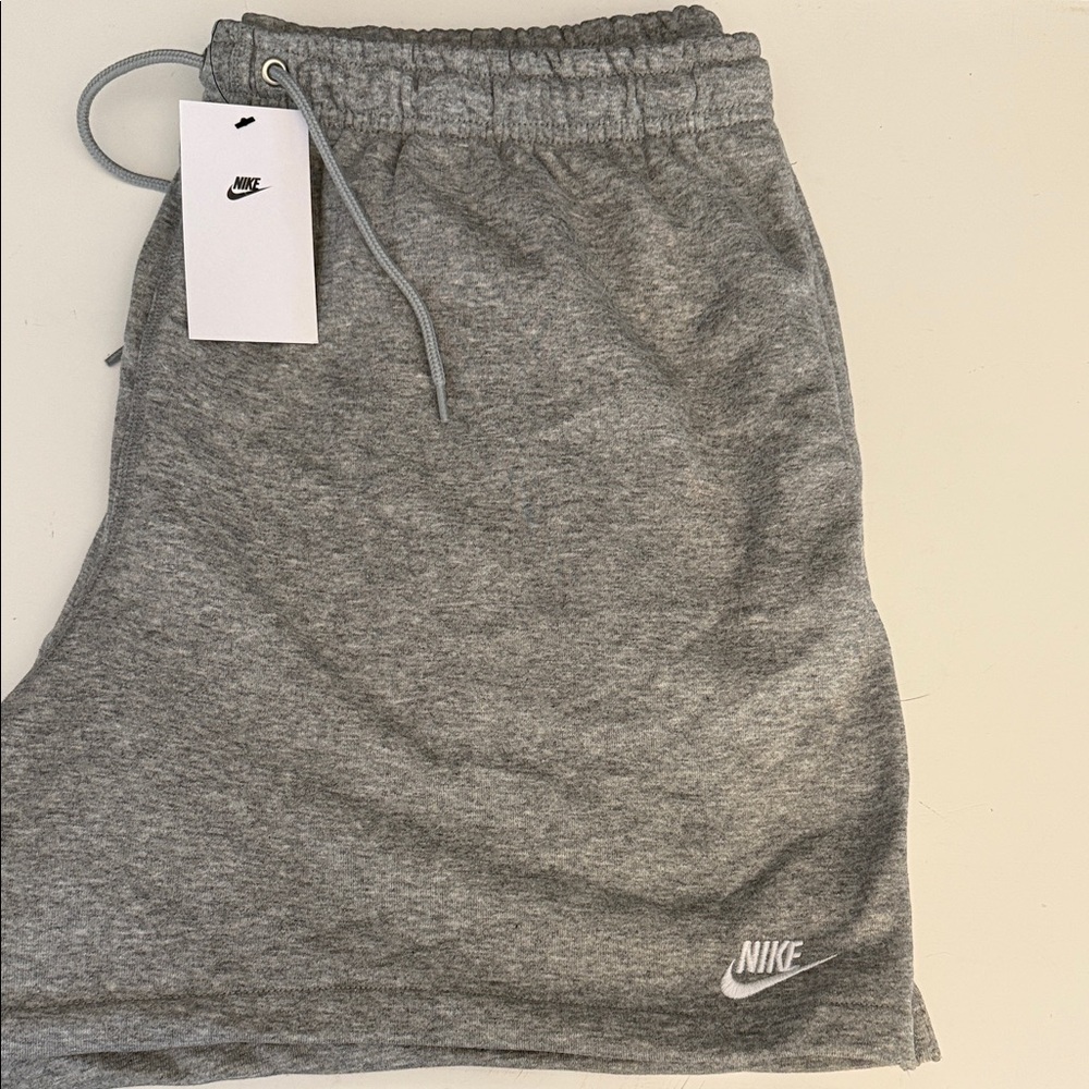 Nike Men's Athletic (sweatpants material ) Shorts in Heather Gray xl